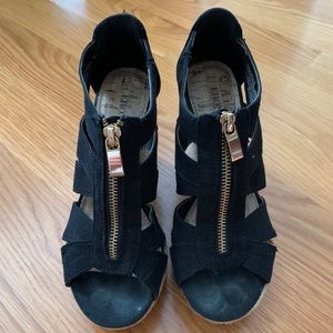 Women’s black espadrille sandals